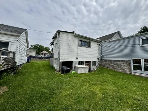 1422-1426 5TH Street Lasalle IL 61301