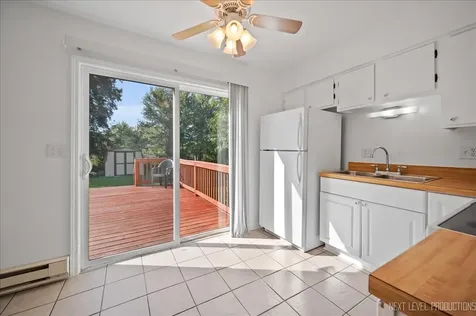 635 James Street Hinckley IL 60520