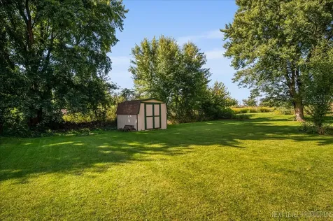 635 James Street Hinckley IL 60520