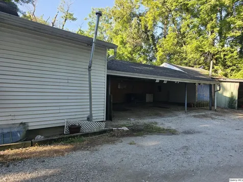 1717 North 4th Quincy IL 62301