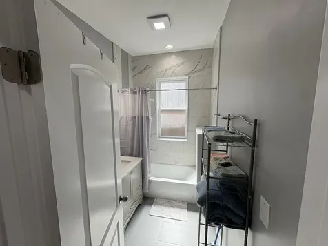 1755 East 72nd Street Chicago IL 60649