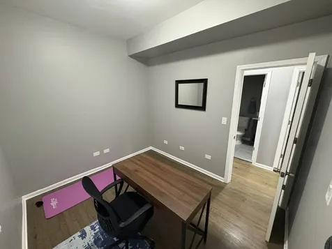 1755 East 72nd Street Chicago IL 60649