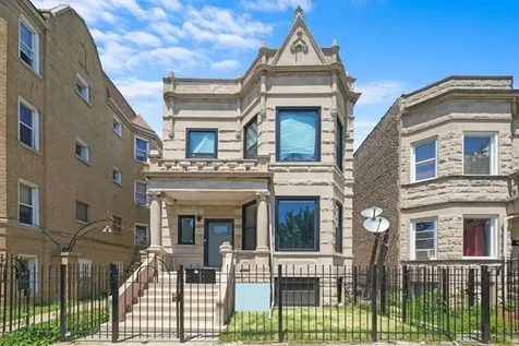 3912 West Congress Parkway Chicago IL 60624