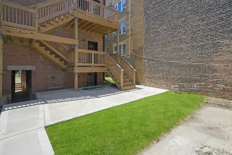 3912 West Congress Parkway Chicago IL 60624