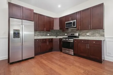 3912 West Congress Parkway Chicago IL 60624