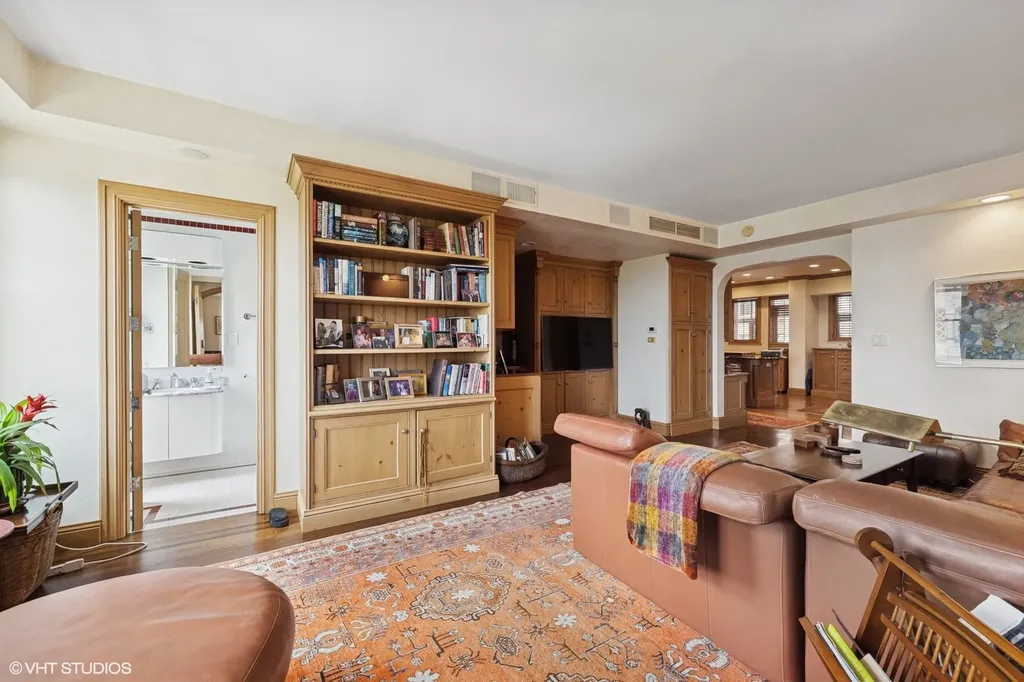 3500 North Lake Shore Drive Chicago IL 60657