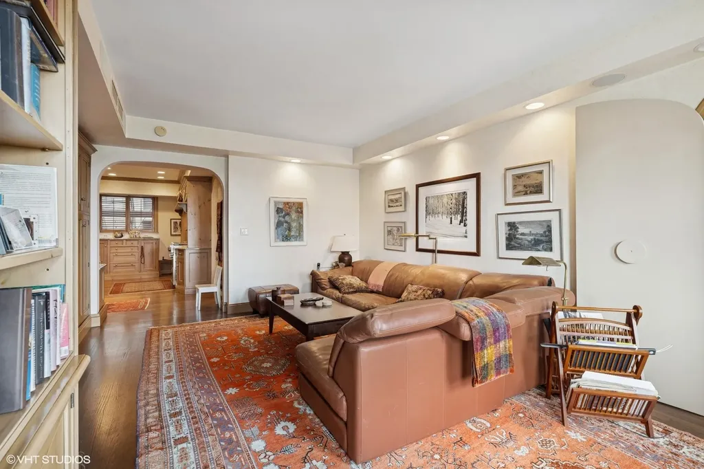 3500 North Lake Shore Drive Chicago IL 60657