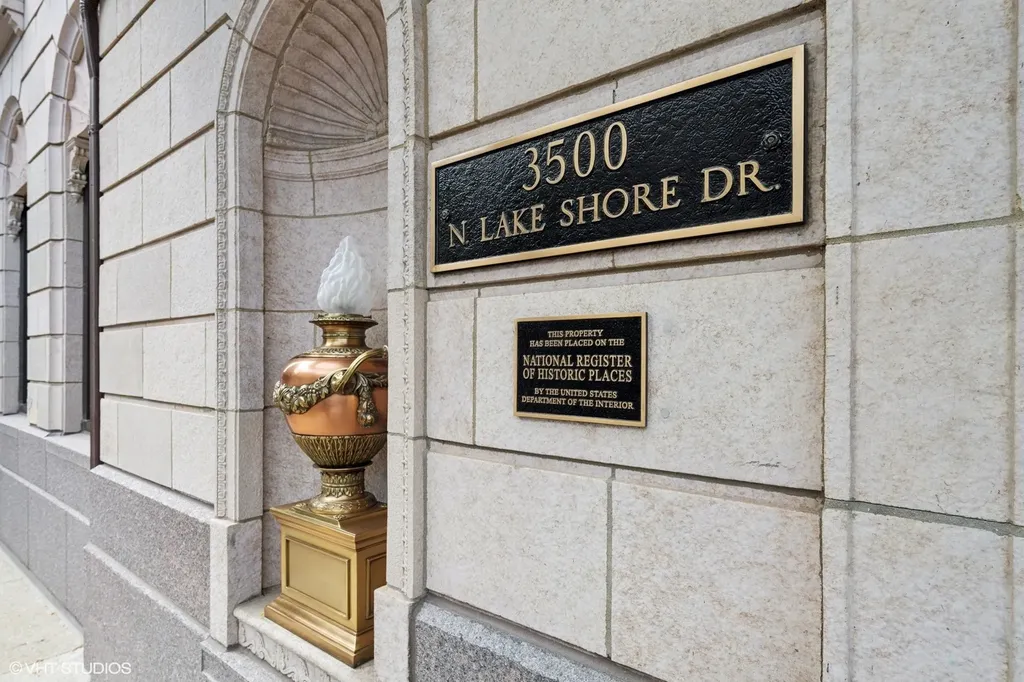3500 North Lake Shore Drive Chicago IL 60657