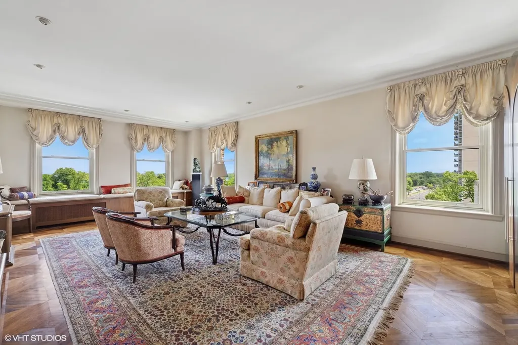 3500 North Lake Shore Drive Chicago IL 60657