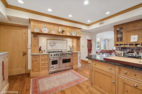 3500 North Lake Shore Drive Chicago IL 60657