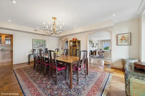 3500 North Lake Shore Drive Chicago IL 60657