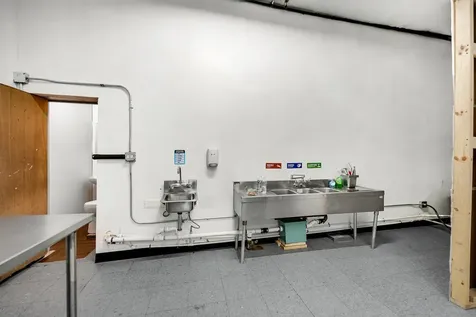 1158 West 87th Street Chicago IL 60620