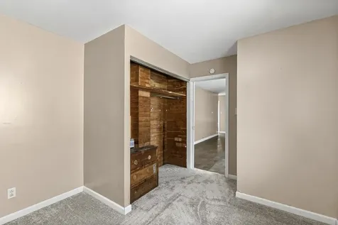 90 West 28th Place South Chicago Heights IL 60411