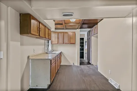90 West 28th Place South Chicago Heights IL 60411