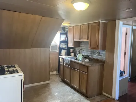 90 West 28th Place South Chicago Heights IL 60411