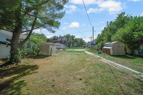 123 West Waupansie Street Dwight IL 60420