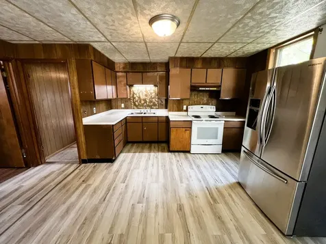 123 West Waupansie Street Dwight IL 60420