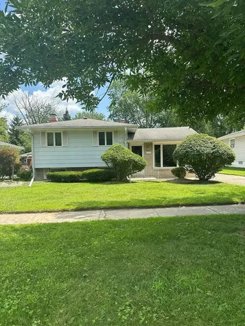 17871 Locust Street Lansing IL 60438