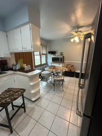 17871 Locust Street Lansing IL 60438