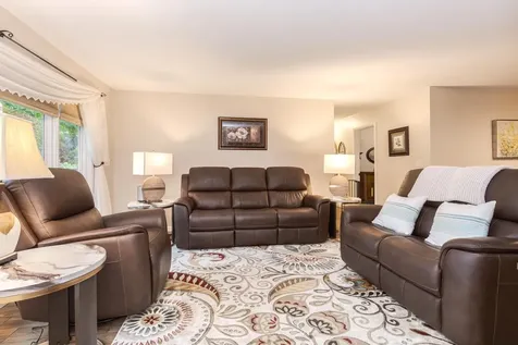 209 Orleans Drive Bloomington IL 61701