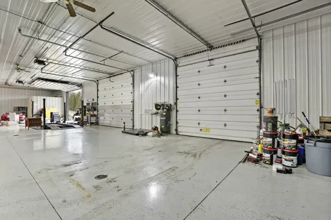 3720 Hawthorne Court Waukegan IL 60087