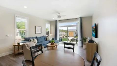 100 Great Loop Dr., #60 Ottawa IL 61350