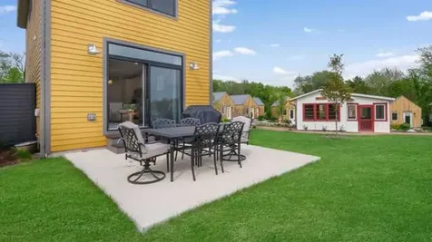 100 Great Loop Dr., #60 Ottawa IL 61350