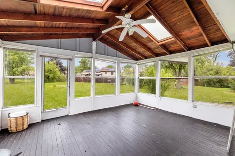 25 West Donovan Court Crete IL 60417