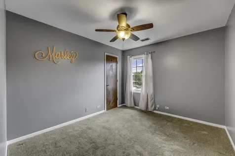25 West Donovan Court Crete IL 60417