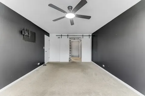 25 West Donovan Court Crete IL 60417