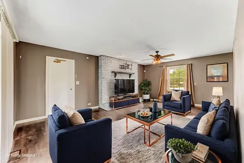 25 West Donovan Court Crete IL 60417