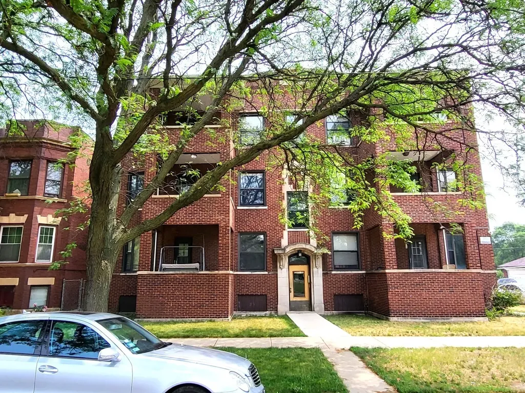 7257 South Princeton Avenue Chicago IL 60621