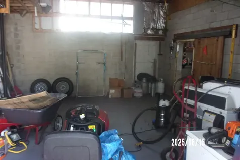 427 East Oak Street Watseka IL 60970