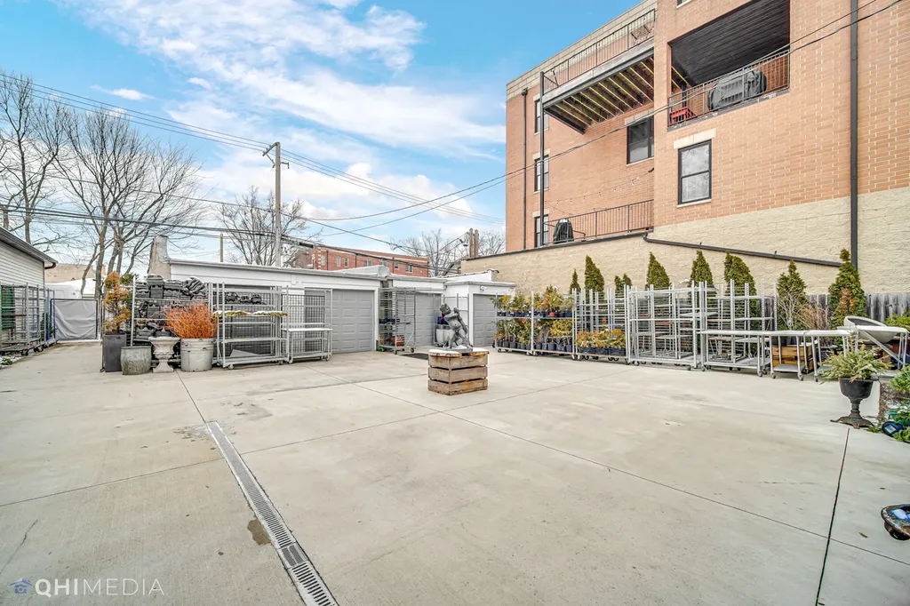 2312 West Touhy Avenue Chicago IL 60645