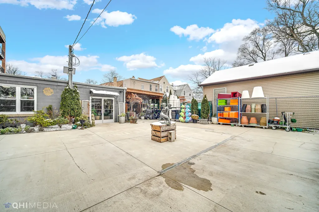 2312 West Touhy Avenue Chicago IL 60645