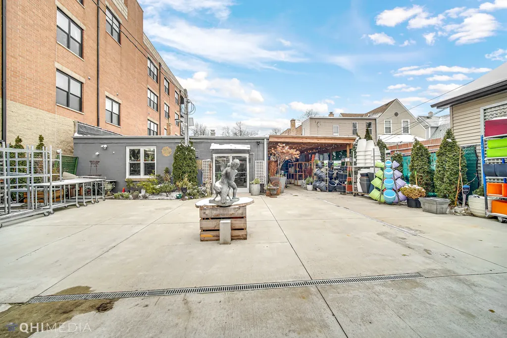 2312 West Touhy Avenue Chicago IL 60645