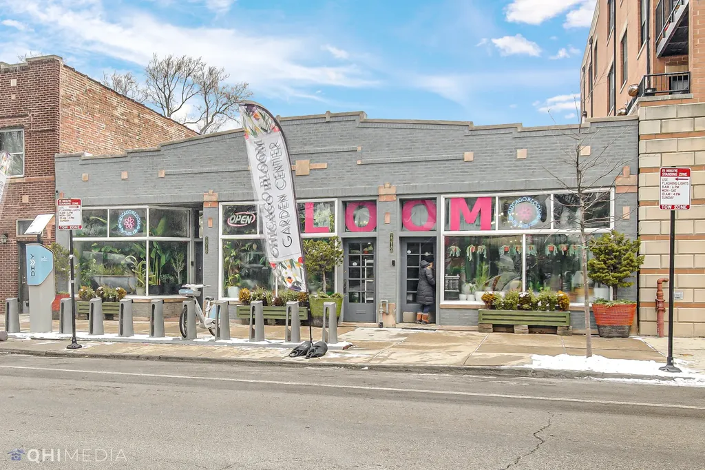 2312 West Touhy Avenue Chicago IL 60645