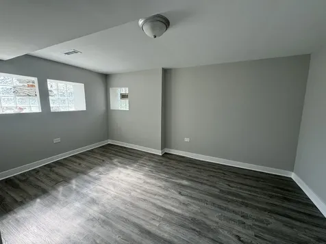 6830 South Michigan Avenue Chicago IL 60637