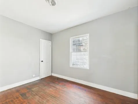 11922 South Perry Avenue Chicago IL 60628