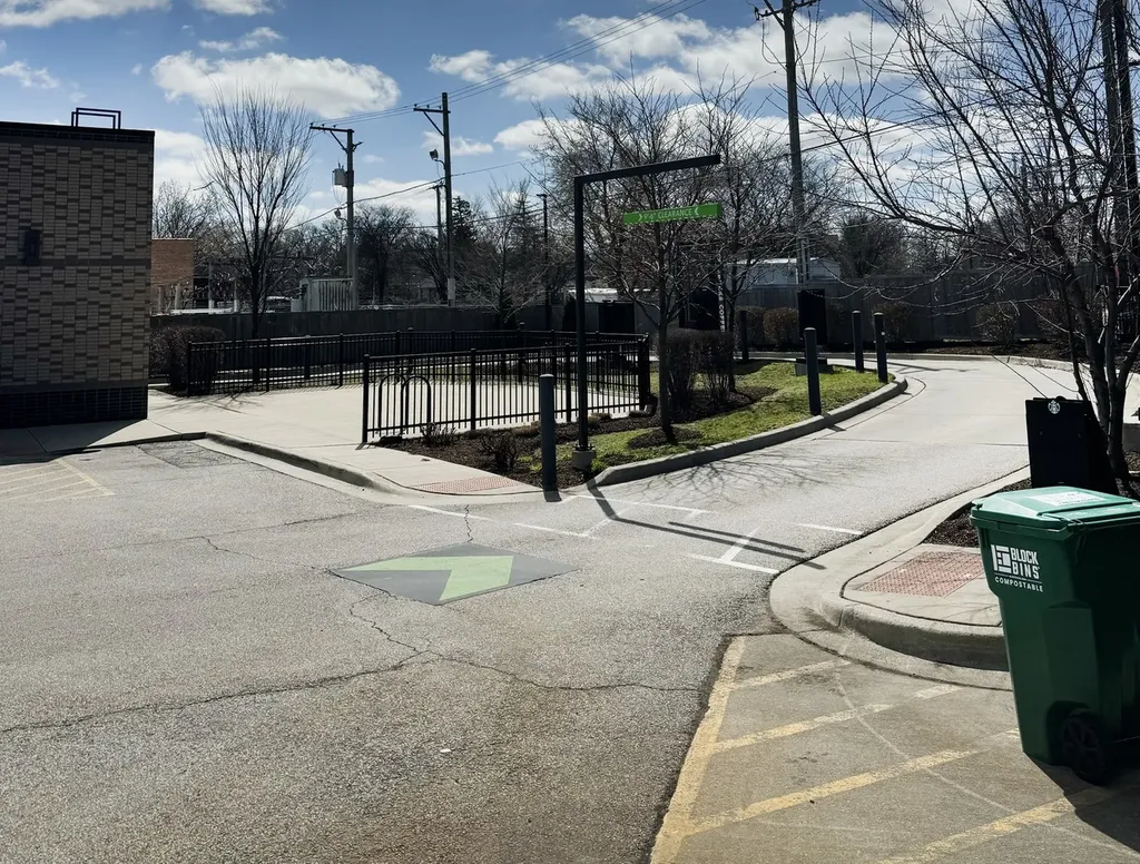 6332 North Northwest Highway Chicago IL 60631