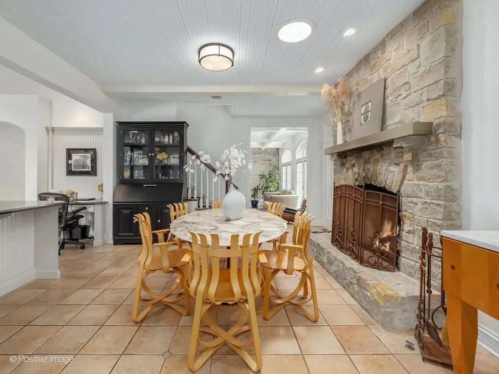734 Highview Avenue Glen Ellyn IL 60137