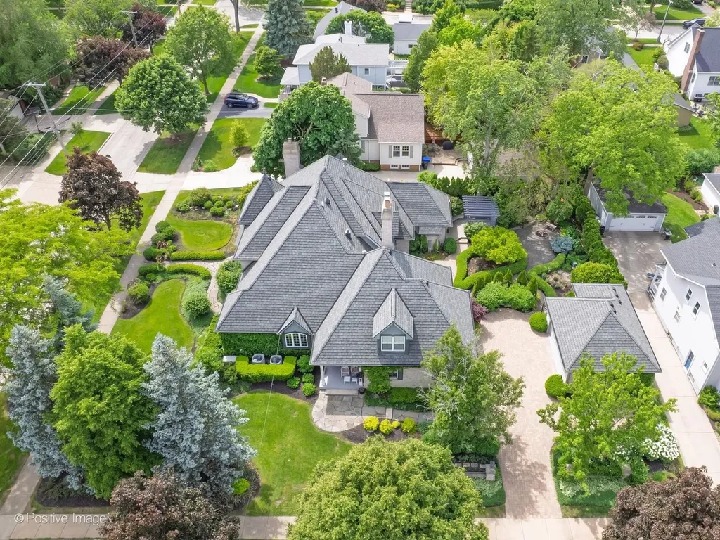 734 Highview Avenue Glen Ellyn IL 60137