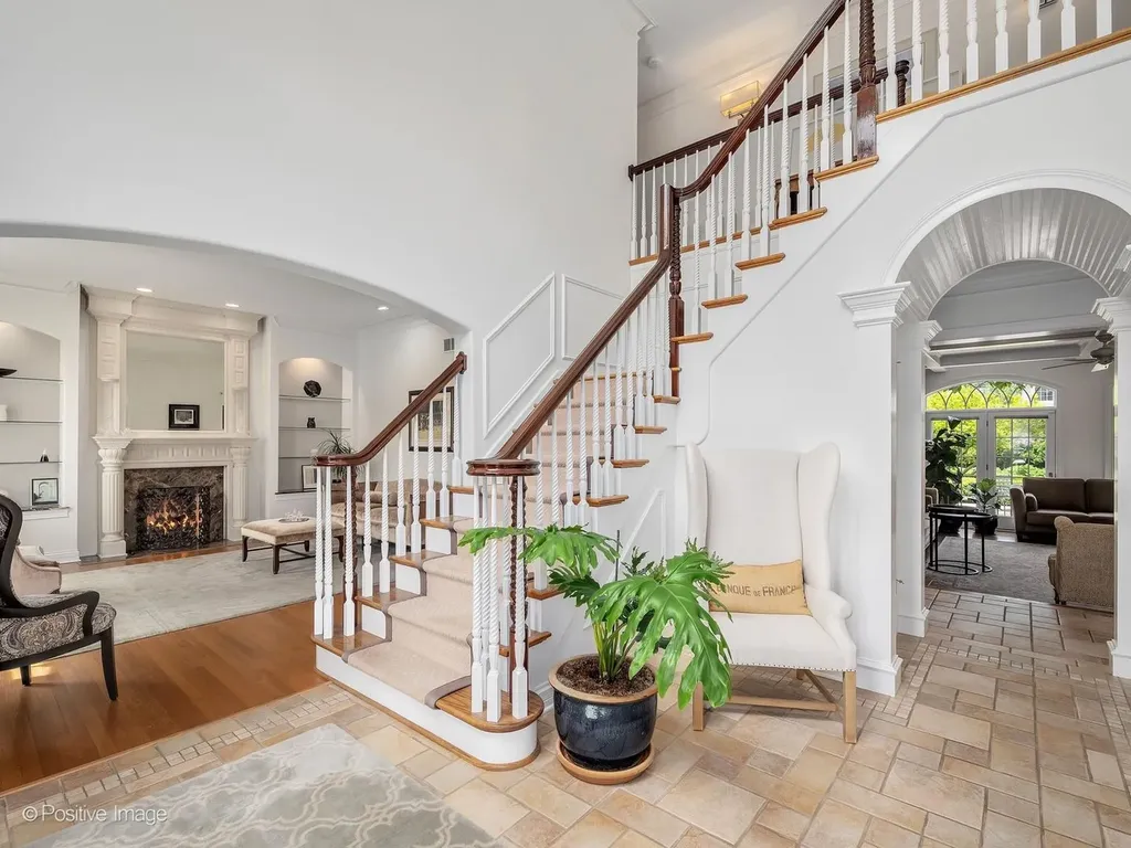 734 Highview Avenue Glen Ellyn IL 60137