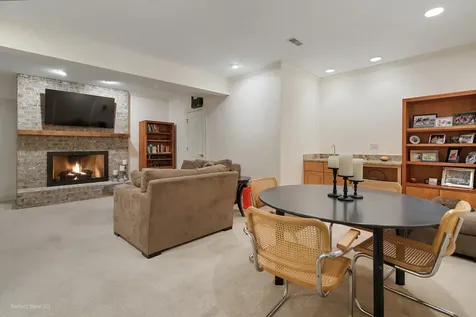 734 Highview Avenue Glen Ellyn IL 60137