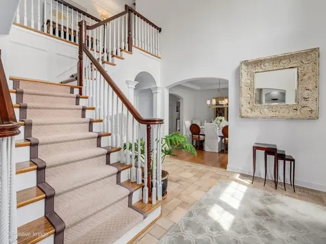 734 Highview Avenue Glen Ellyn IL 60137