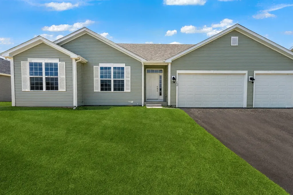 206 Cress Creek Trail Poplar Grove IL 61065
