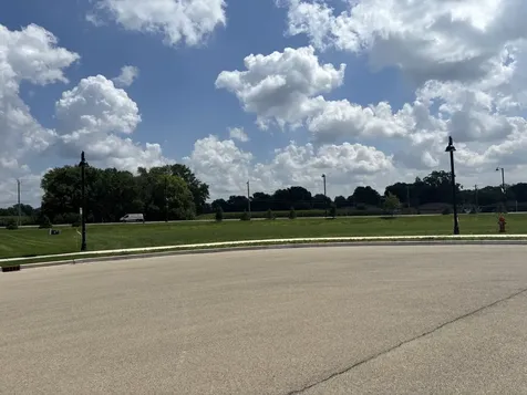 1 Pointe Boulevard Peru IL 61354