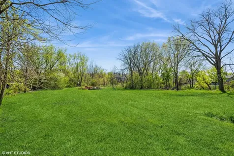 223 East 56th Street Westmont IL 60559