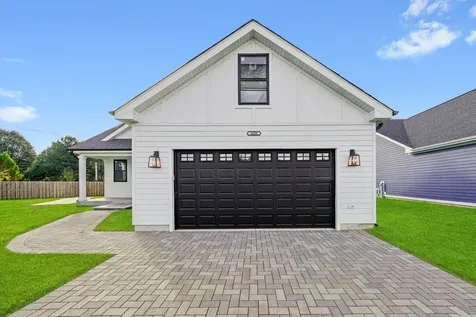 4009 Faith Lane St. Charles IL 60174