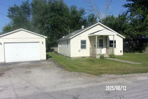 110 North Mansfield Avenue Milford IL 60953
